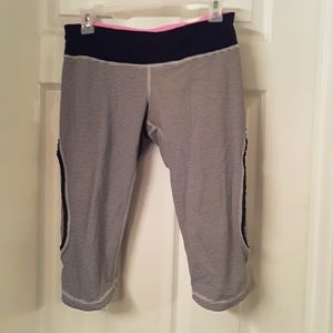 Size 8 Lululemon workout capris